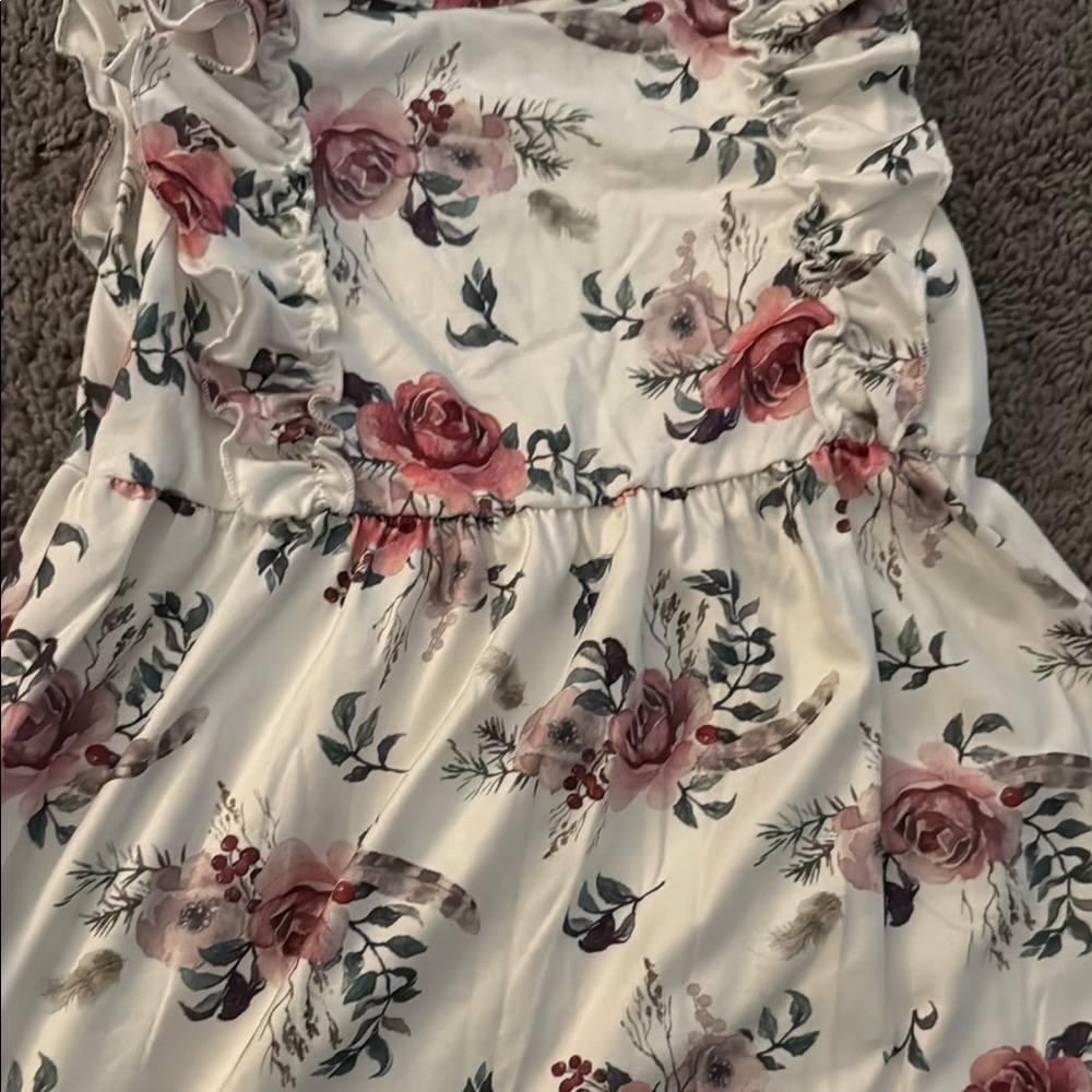 Floral Ruffle Top - Picture 4 of 4